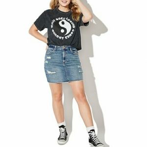 Vylette hight waist Distressed jean skirt